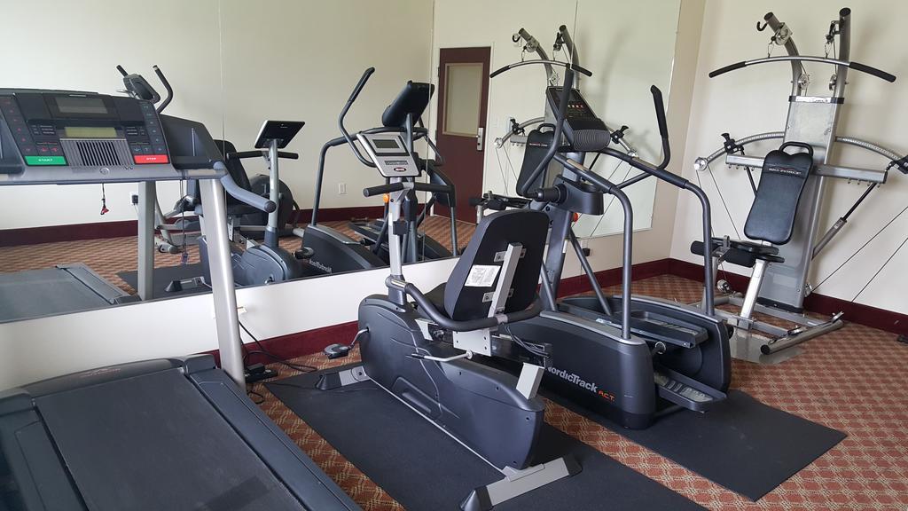 Budget Host Inn And Suites คาเมรอน ภายนอก รูปภาพ